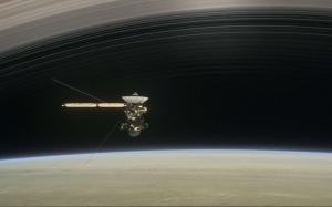 Grand final de Cassini ,, les premières données 1.jpg